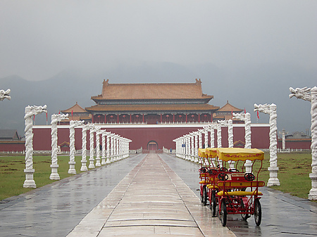 03-%e6%a9%ab%e5%ba%97%e5%bd%b1%e8%a6%96%e5%9f%8e-01