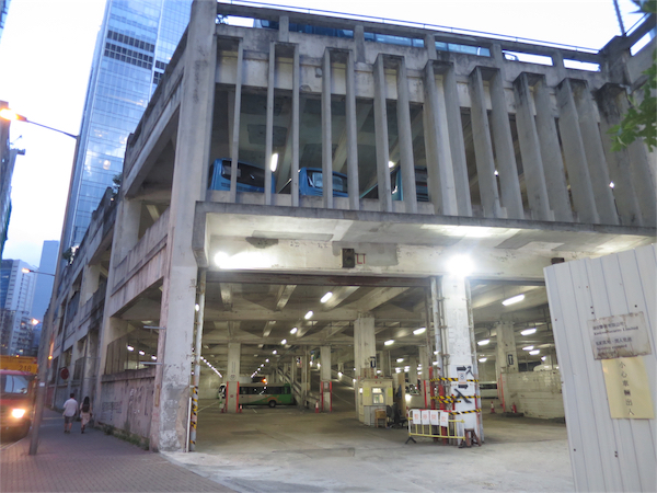 37.09 寒戰2 巧明街巴士廠